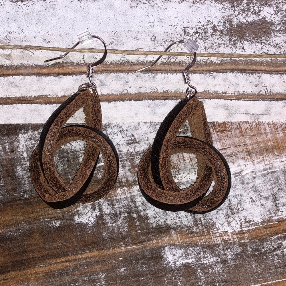 Leather earrings
